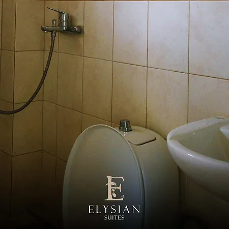 Elysian Suites 1St Floor N3 Flogita Exterior photo